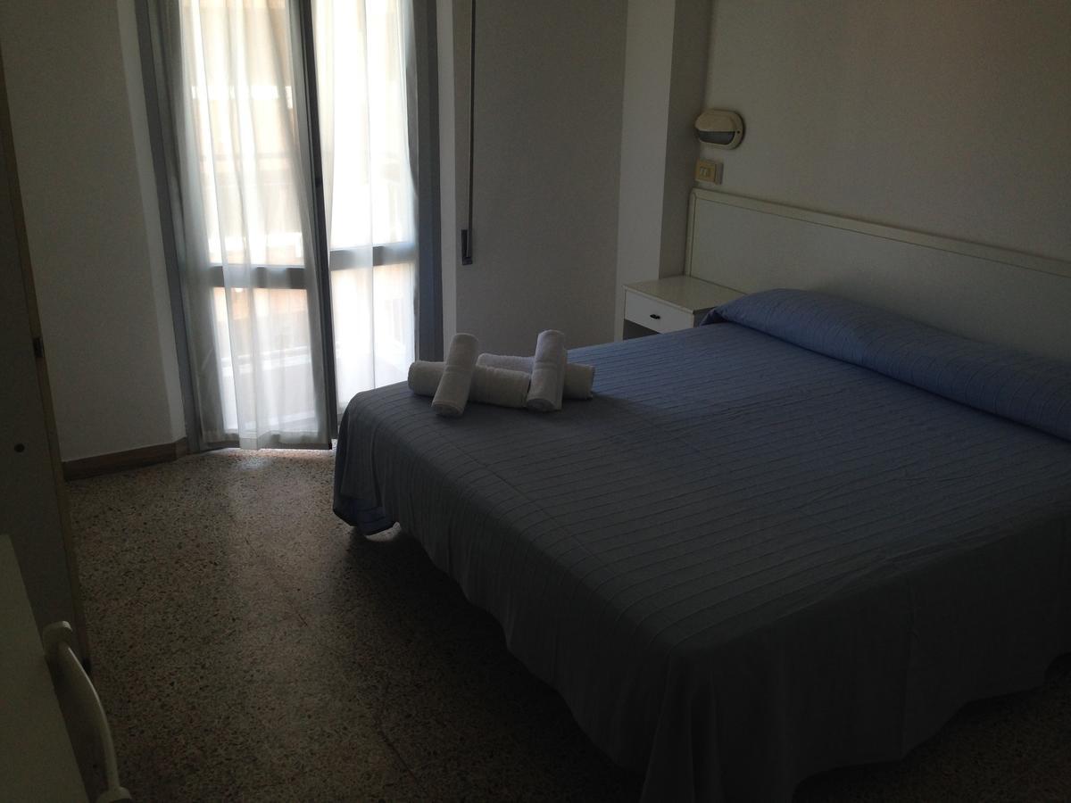Hotel Cecchini Marebello Eksteriør billede